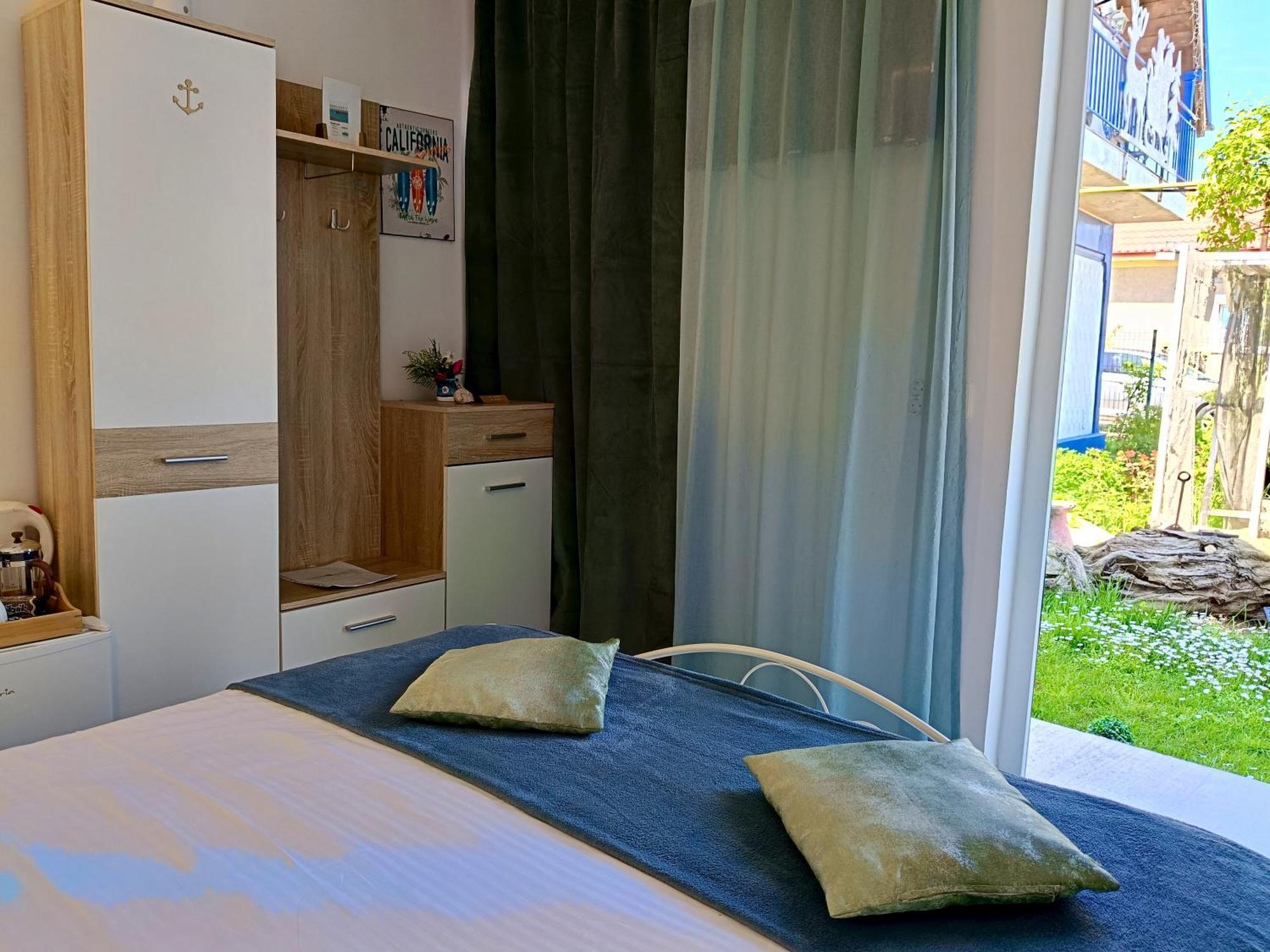 Casa Babica Guesthouse Costinesti Buitenkant foto